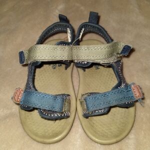 OshKosh B'gosh Blue and Tan Sandals for Everyday Comfort